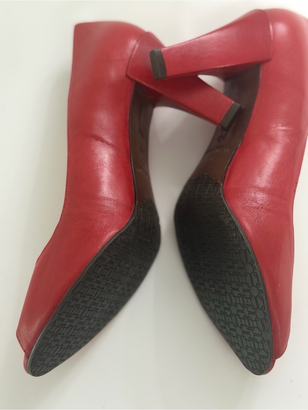 Red shoes  “Antonio Melani” , Red leather  Peep Toe Pumps, Women’s Size 7.5M. - Picture 2 of 8